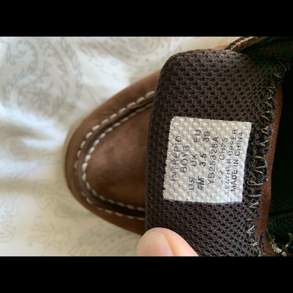 Boys Sperry Shoes - Picture 6 of 6